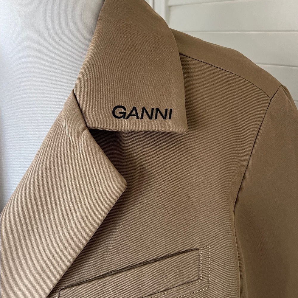 GANNI Trench Coat *NWT* - Picture 3 of 6
